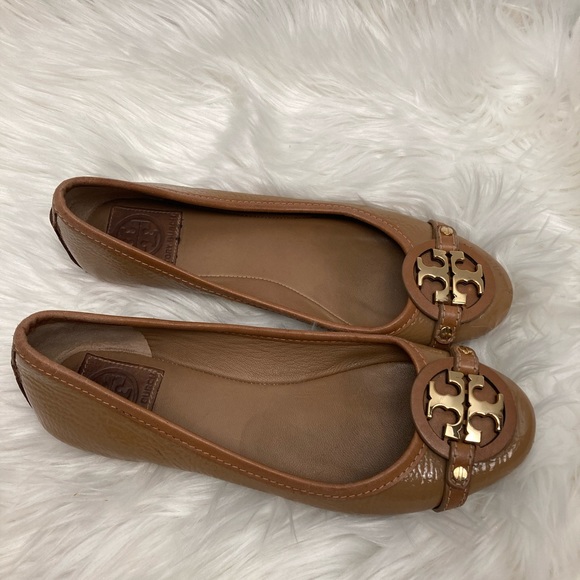 Tory Burch Flat. - Picture 4 of 9